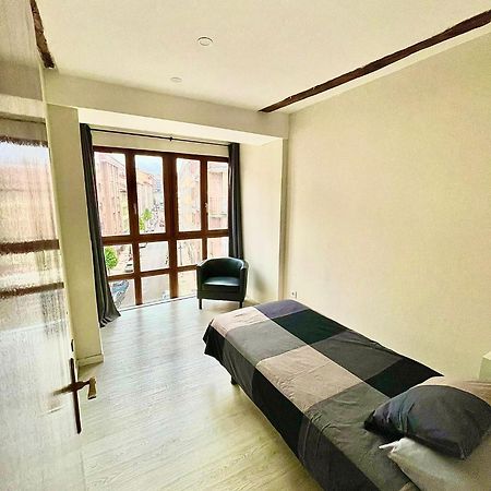 Paraguas Guesthouse اوفيدو المظهر الخارجي الصورة